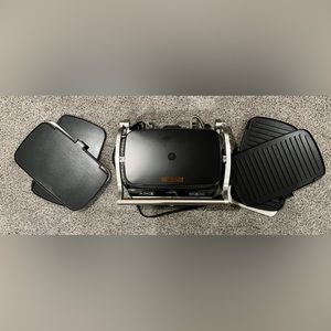 Pampered Chef Deluxe Grill and Griddle Set